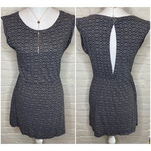 Forever 21 Open Back Short Sleeve Dress Size S